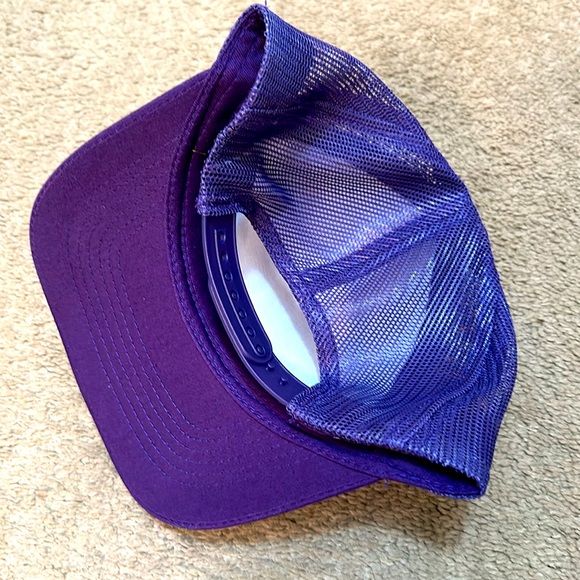 Bass Pro Shops SnapBack Trucker Hat - Picture 2 of 2